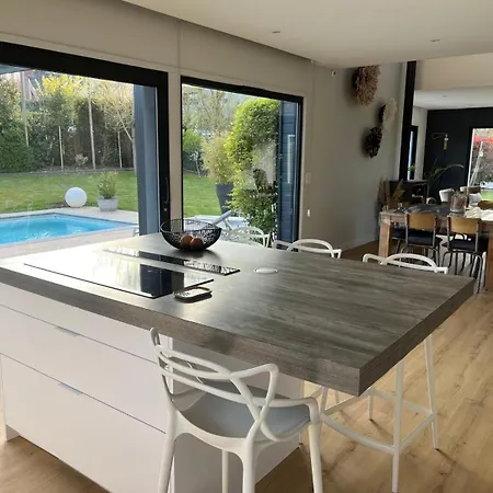 Vakantiehuis Maison Avec Piscine Et Jacuzzi